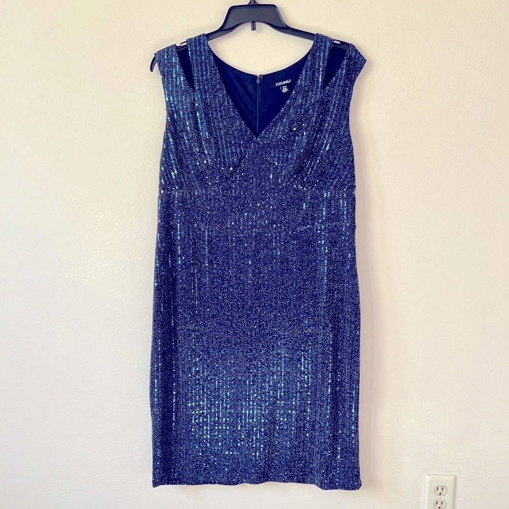 Formal sparkly blue sleeveless dress